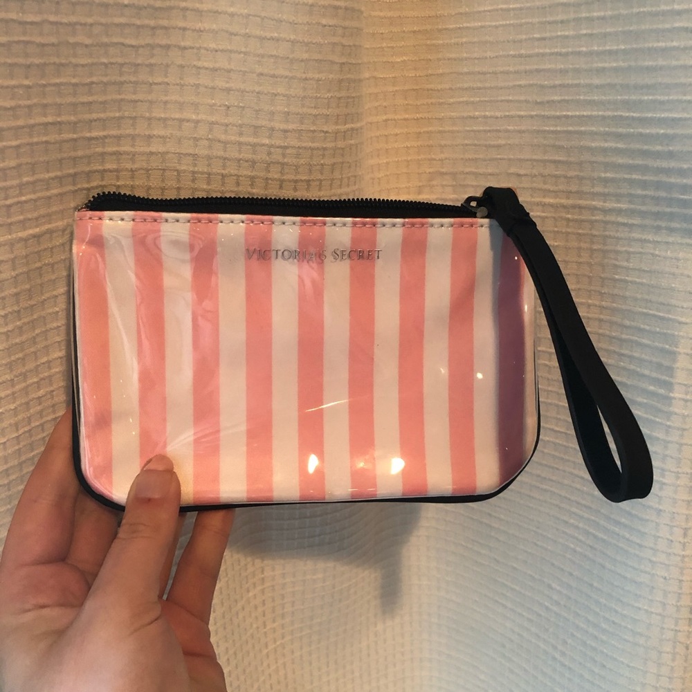 NWT Victoria’s Secret Purse